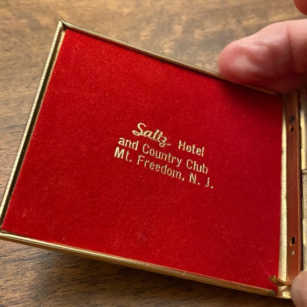 FREE SALTZ NJ HOTEL Collectible Case